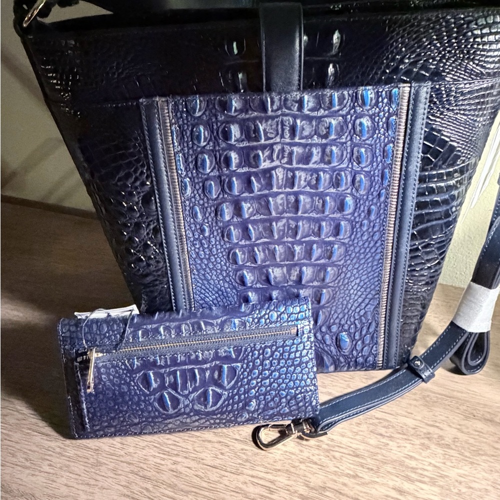 Brahmin Kyanite Havisham Shira and Ady Wallet - Picture 2 of 10